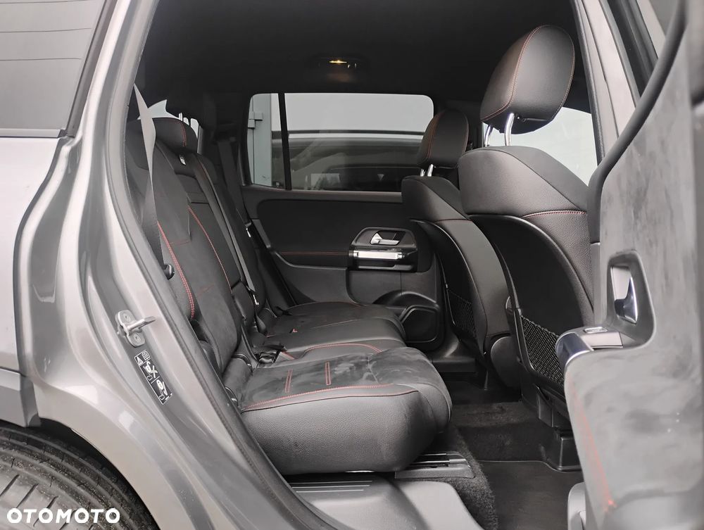 Mercedes-Benz GLB 200 mHEV AMG Line 7G-DCT - 15