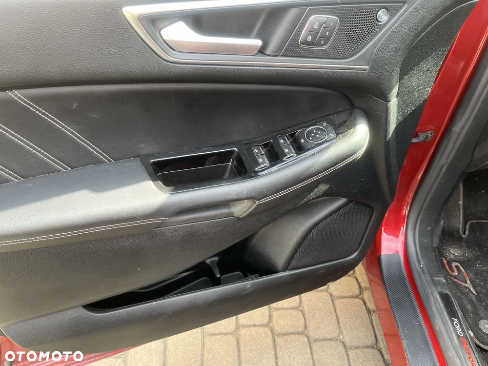Ford Edge - 5