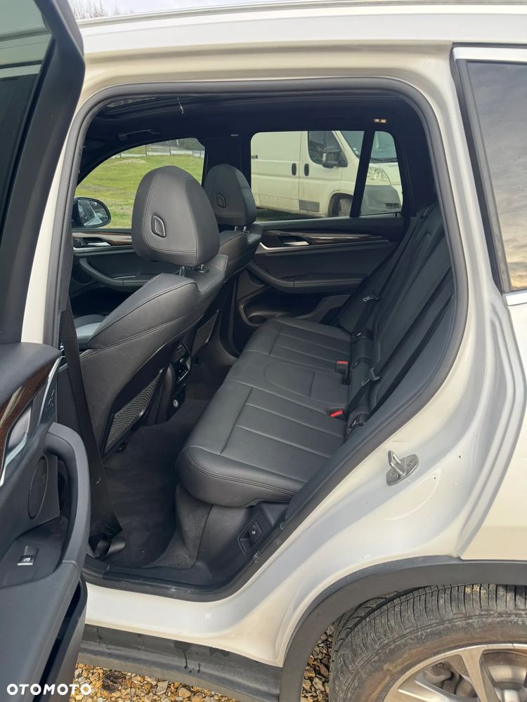 BMW X3 - 28