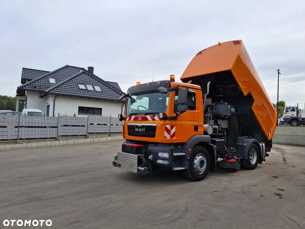 MAN TGM 18.250 Zamiatarka Kupper Weisser BROCK 2 Silniki Euro 5 Odchwaszczarka Szczotki L/R Szczotka Przednia EUnited PM10 Kamery - 13