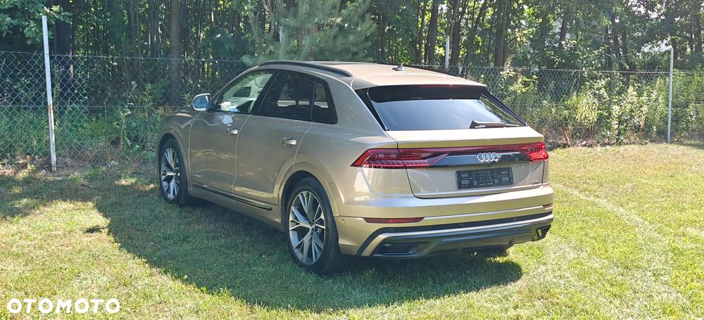 Audi Q8 - 4