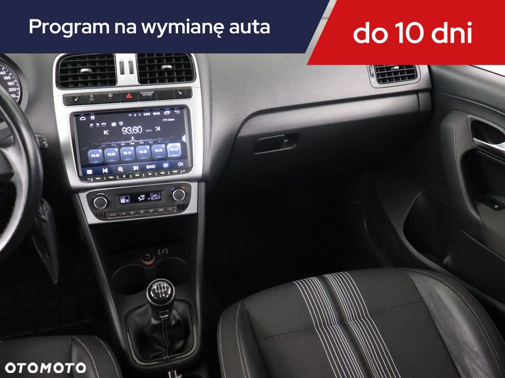 Volkswagen Polo - 10