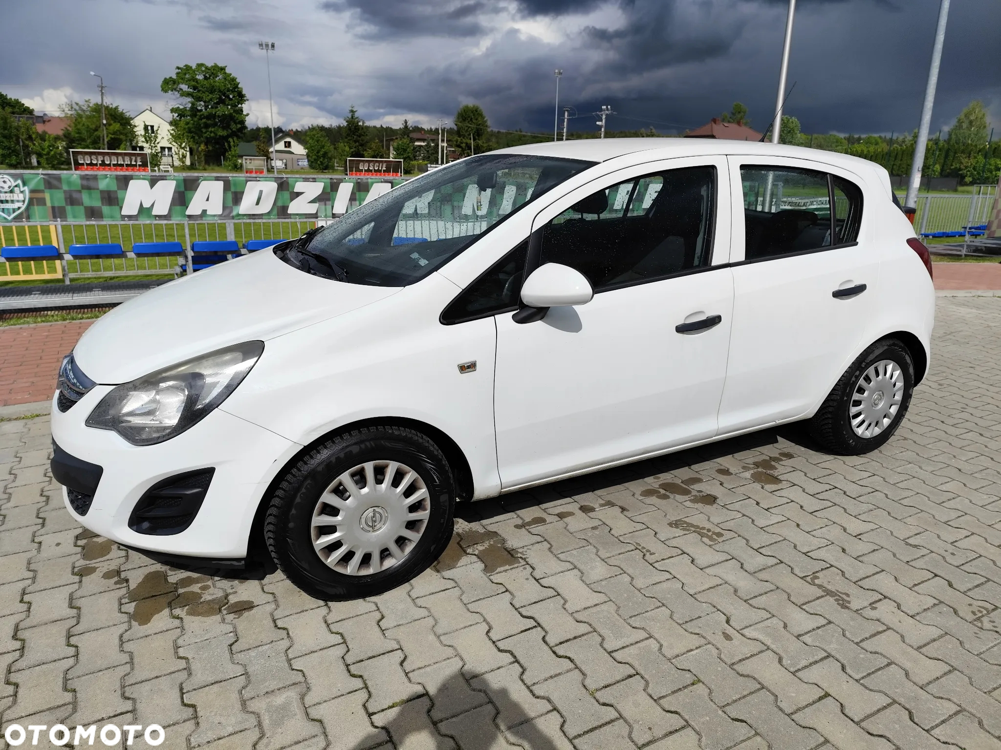 Opel Corsa 1.2 16V Enjoy - 2