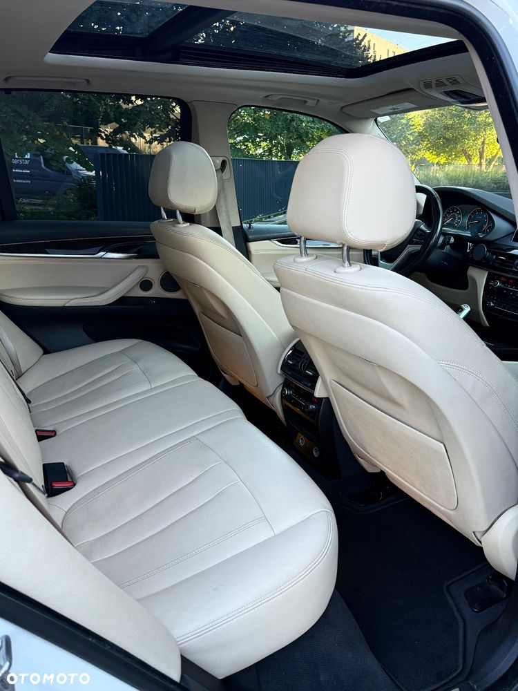 BMW X5 xDrive35i - 7