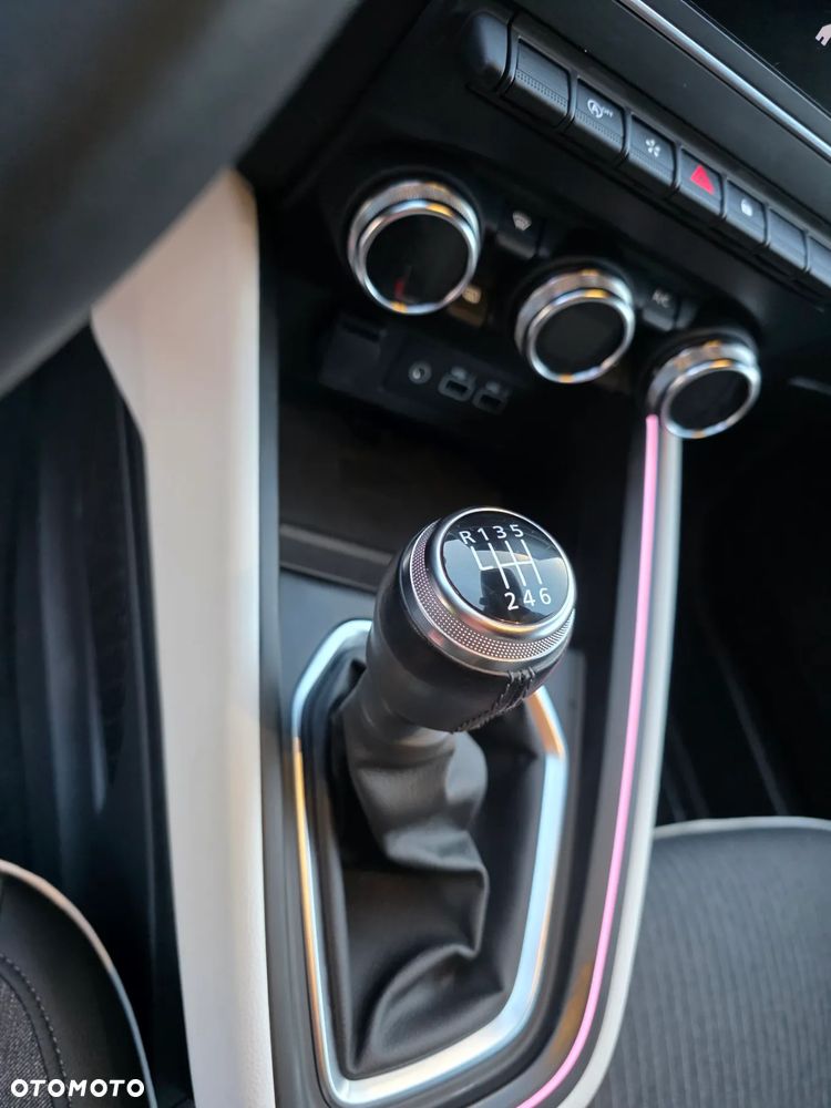 Renault Clio 1.0 TCe Techno - 7