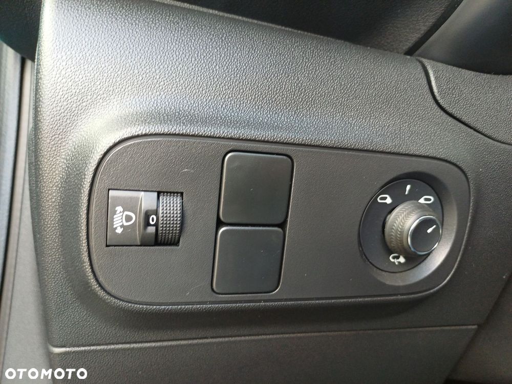 Citroën C3 1.2 PureTech Max EAT6 - 16