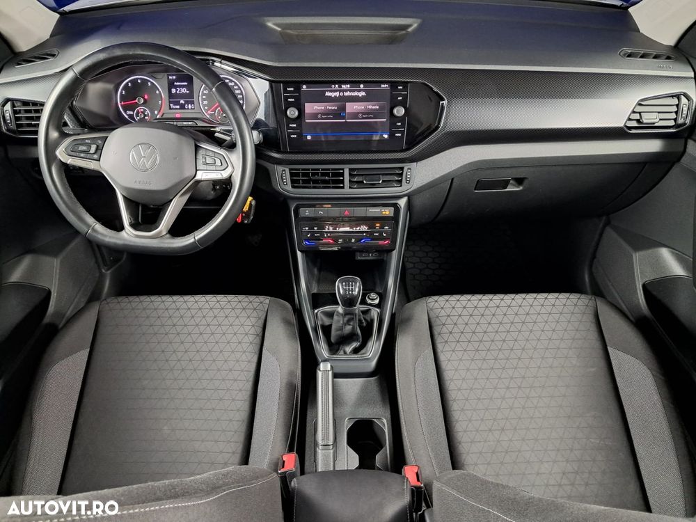 Volkswagen T-Cross - 12