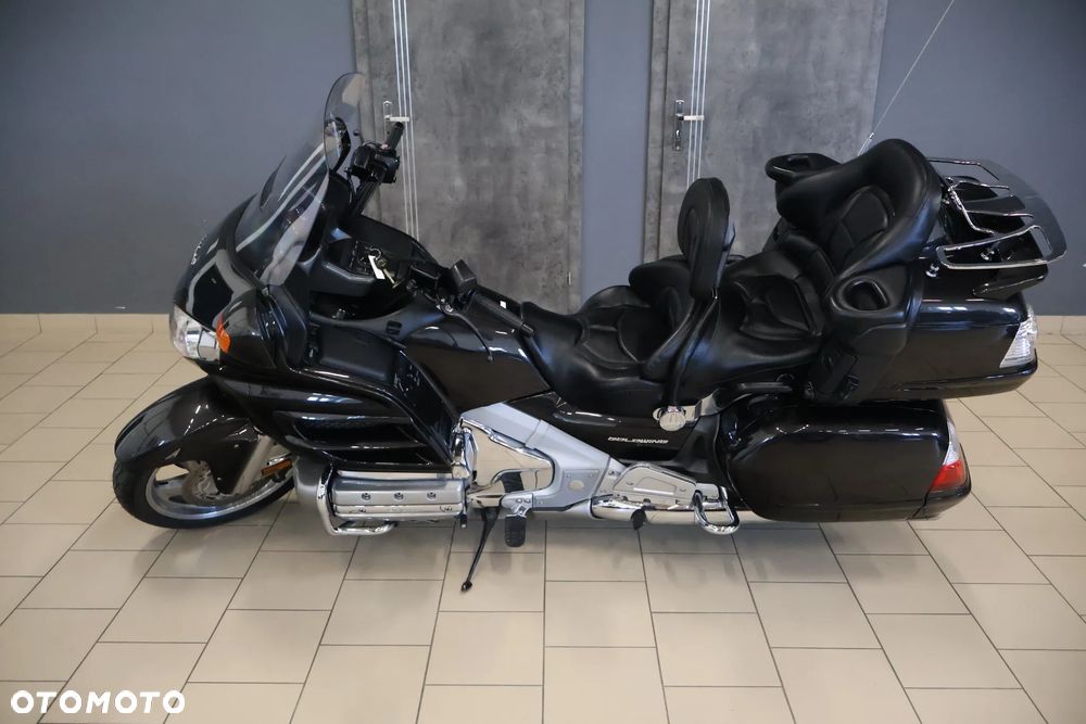 Honda GL - 6