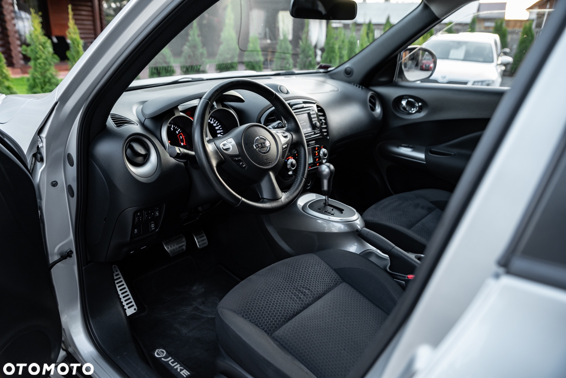Nissan Juke 1.6 T Tekna 4x4 - 16