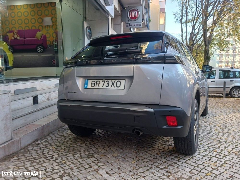 Peugeot 2008 1.2 PureTech Style - 8