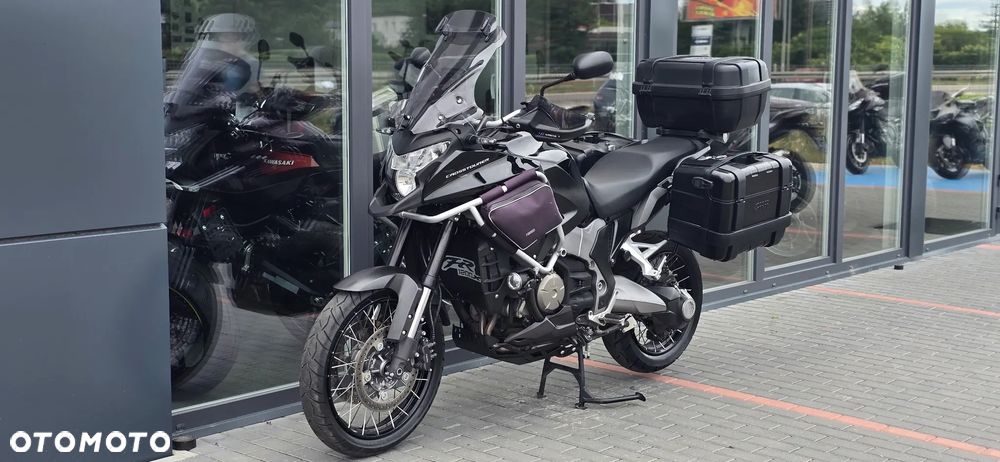 Honda VFR - 27