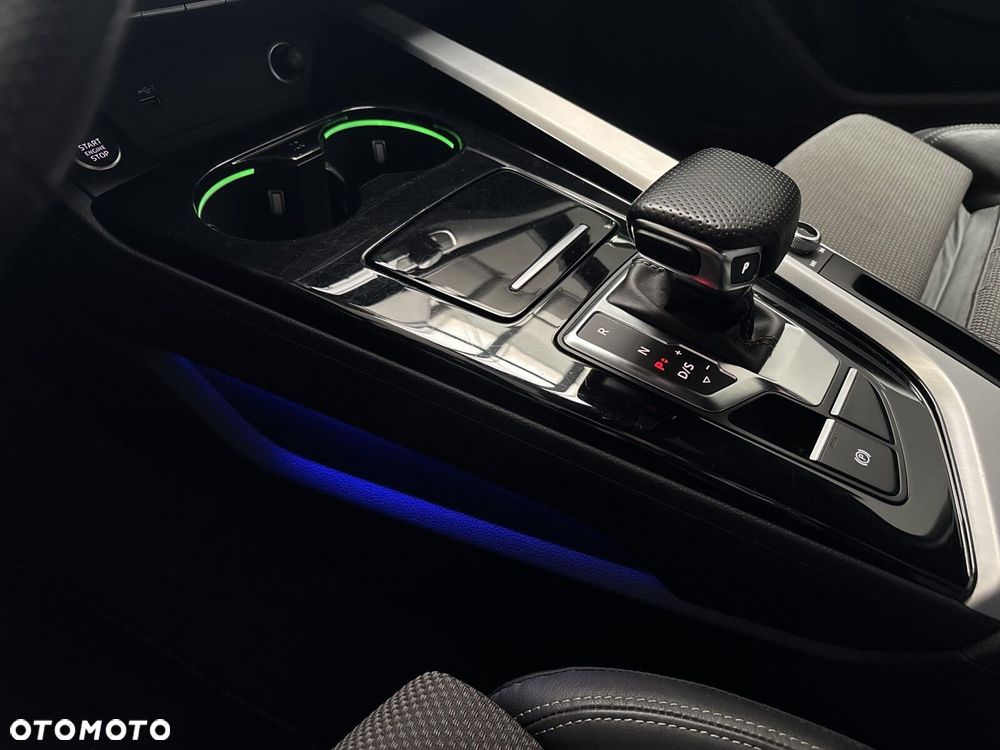 Audi A4 Limousine - 19