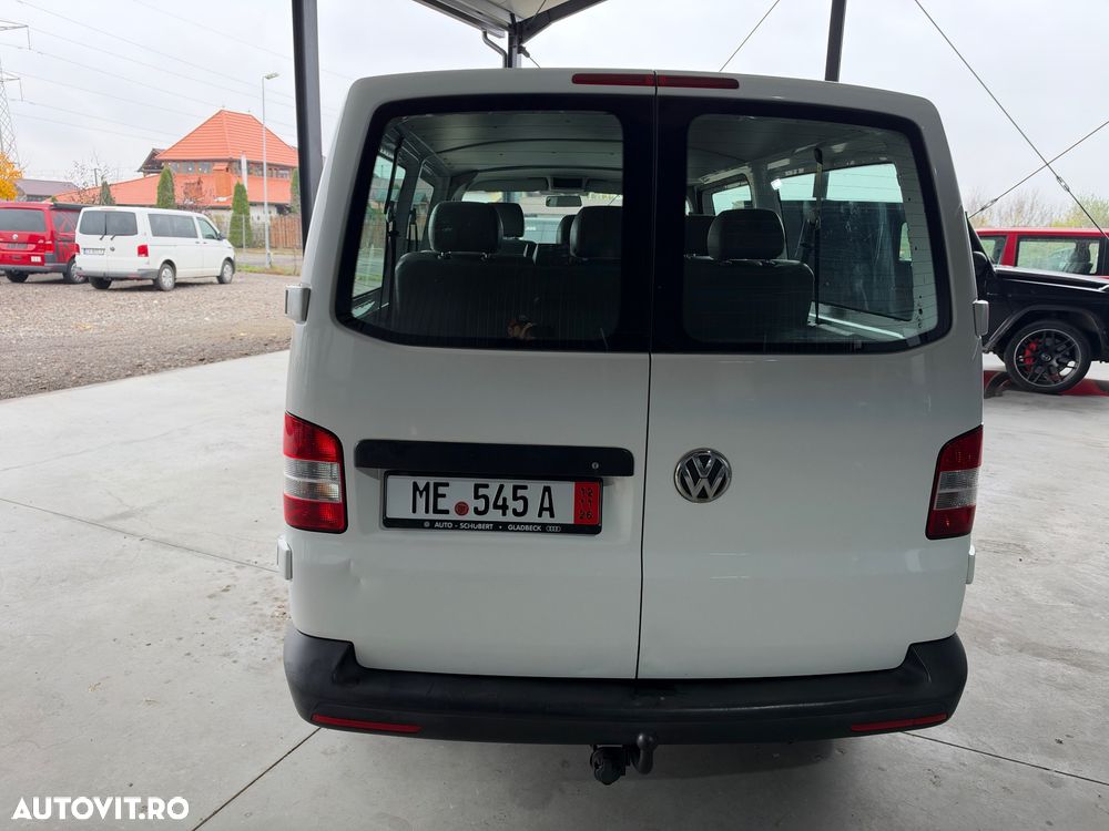 Volkswagen Transporter - 9