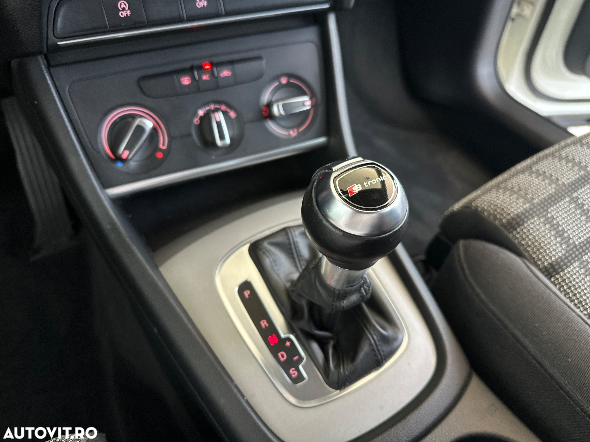 Audi Q3 2.0 TDI Quattro S-Tronic - 28
