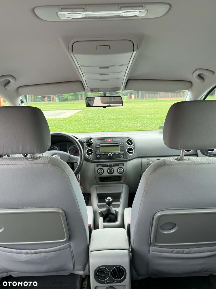 Volkswagen Golf 1.6 FSI Comfortline - 16