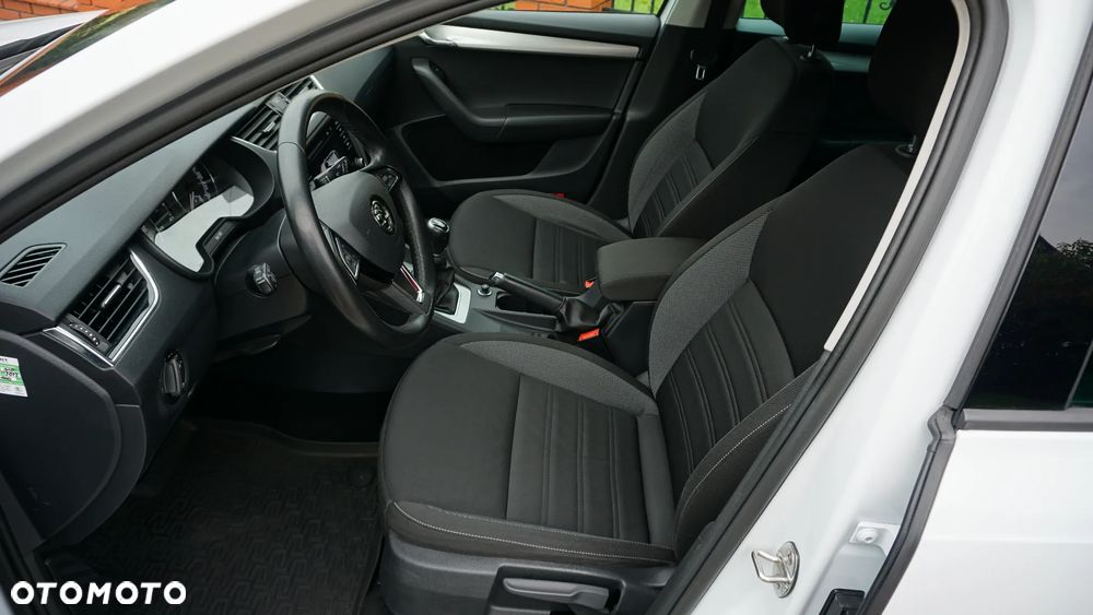 Skoda Octavia 1.6 TDI SCR Ambition - 12