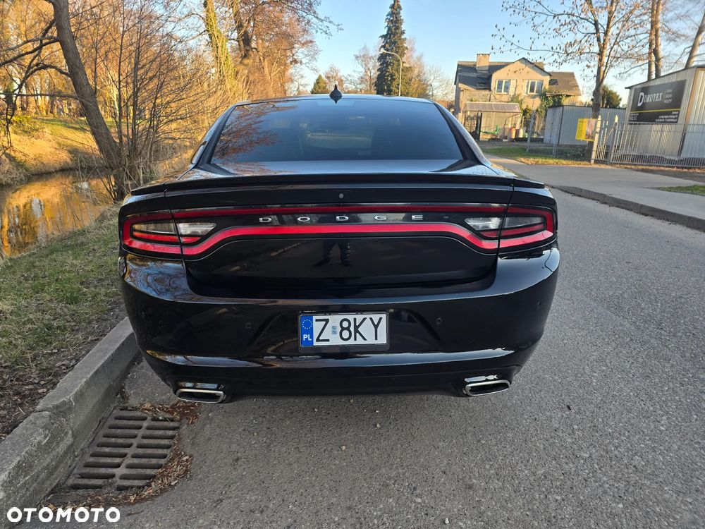 Dodge Charger - 7