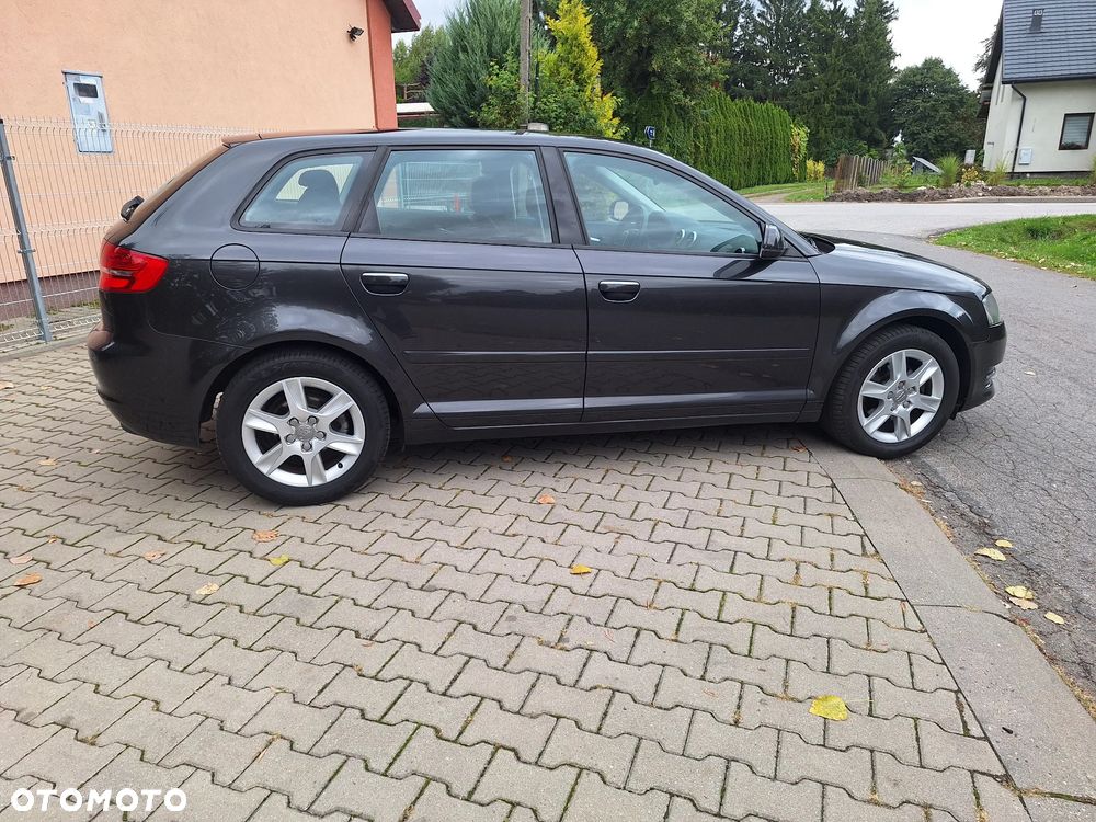 Audi A3 Sportback - 10