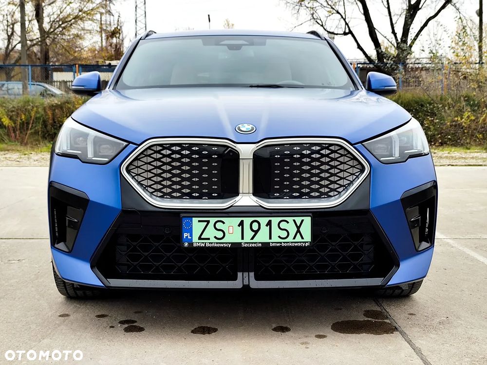 BMW iX2 xDrive30 66.5kWh M Sport Edition - 12
