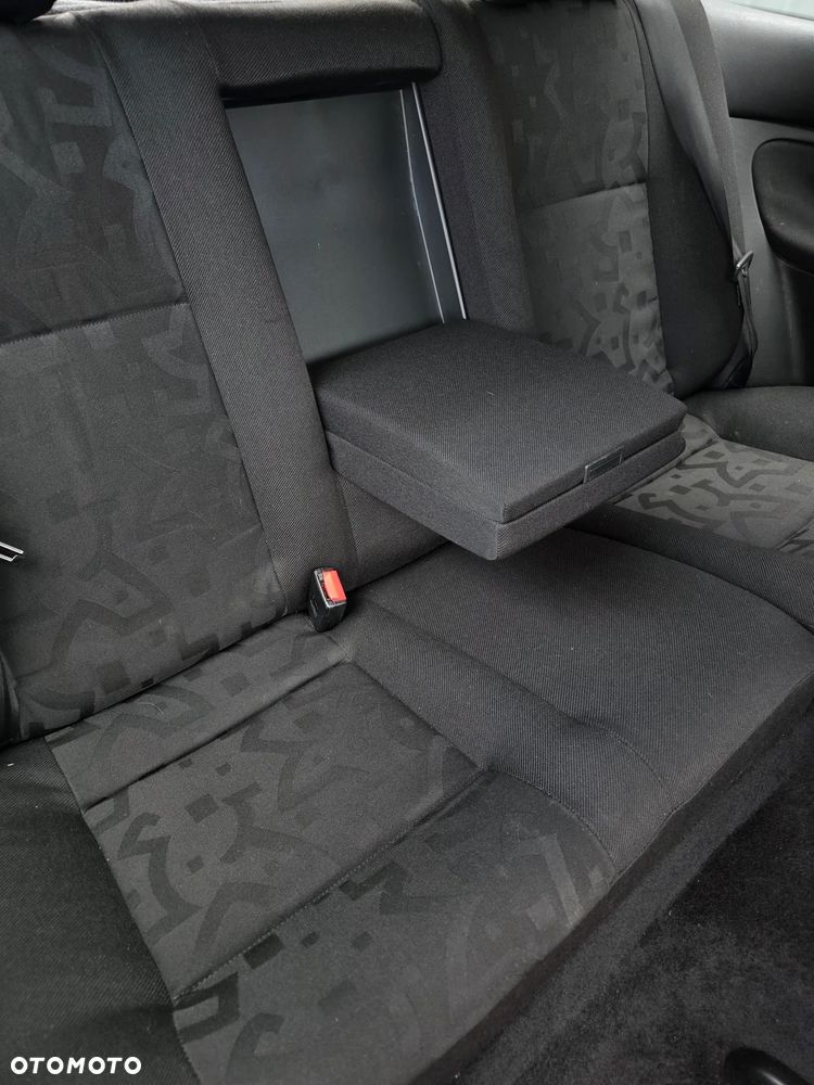 Volkswagen Golf - 15