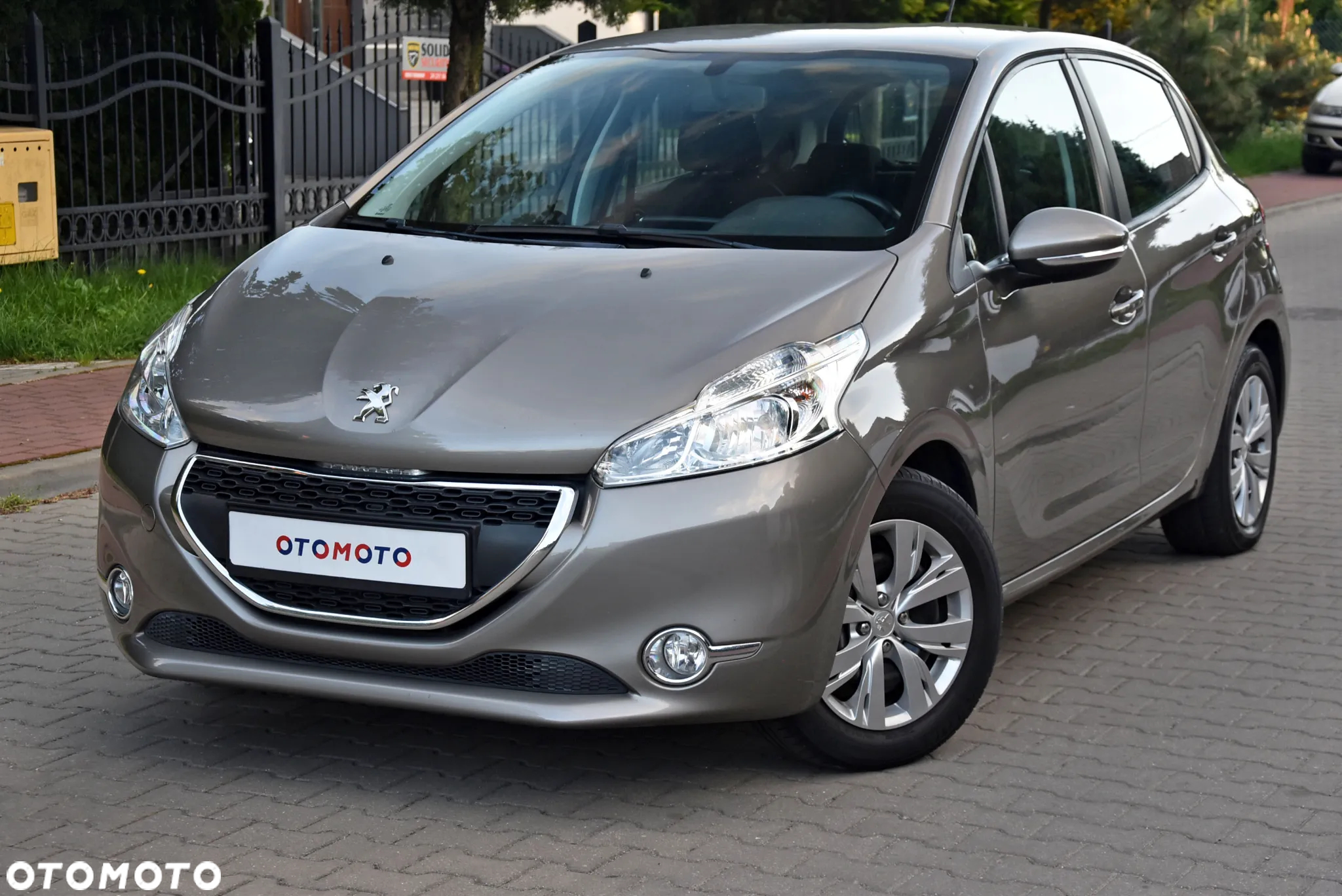 Peugeot 208 HDi 68 Like - 29