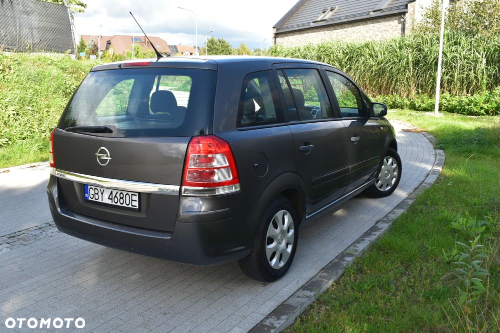 Opel Zafira 1.6 Enjoy - 20