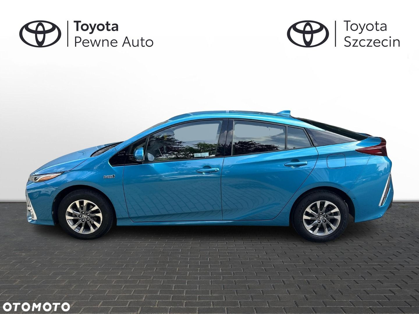 Toyota Prius - 4
