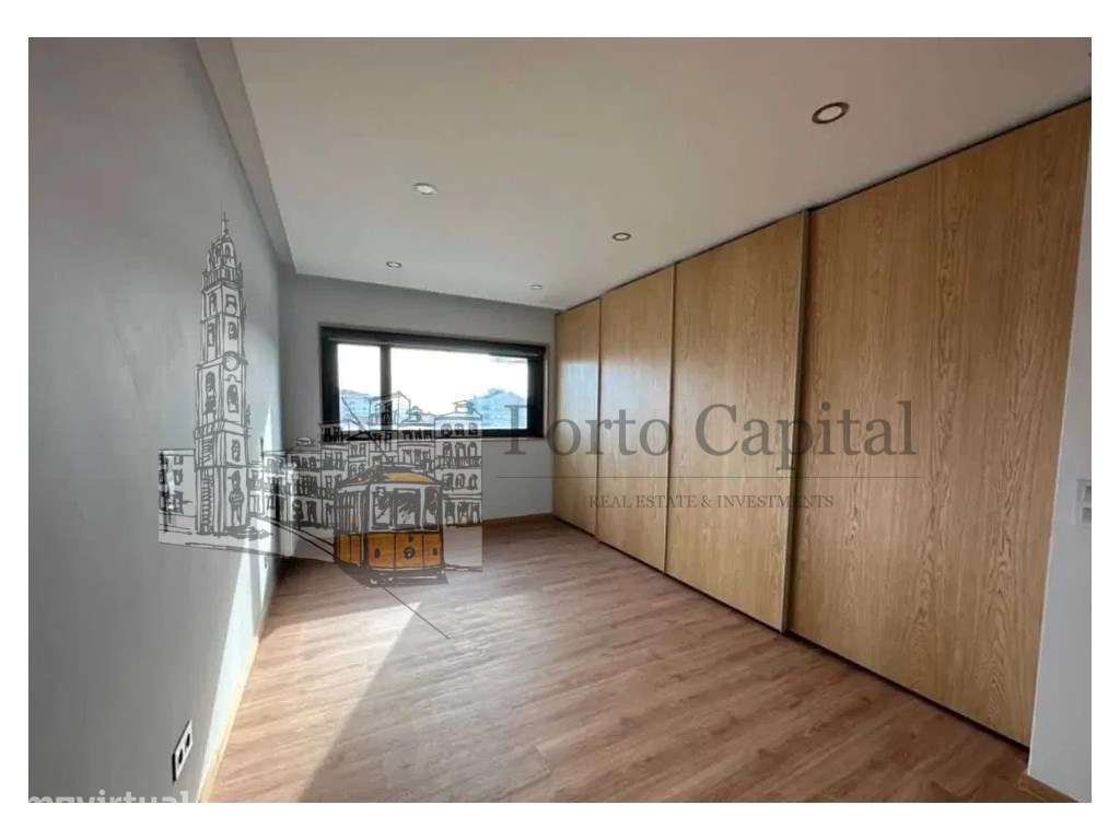 Luxuoso apartamento T4 para venda com uma area 227m2 de area. - Grande imagem: 3/9