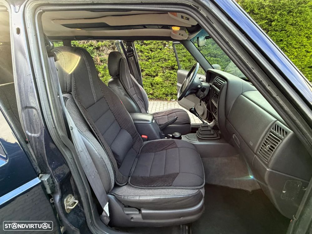 Jeep Cherokee 2.5 TD Sport Oficial - 11