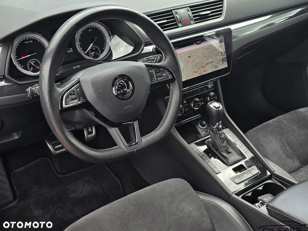 Skoda Superb 2.0 TDI 4x4 DSG Sportline - 33