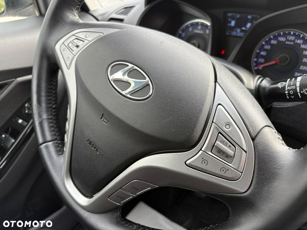 Hyundai ix20 - 16