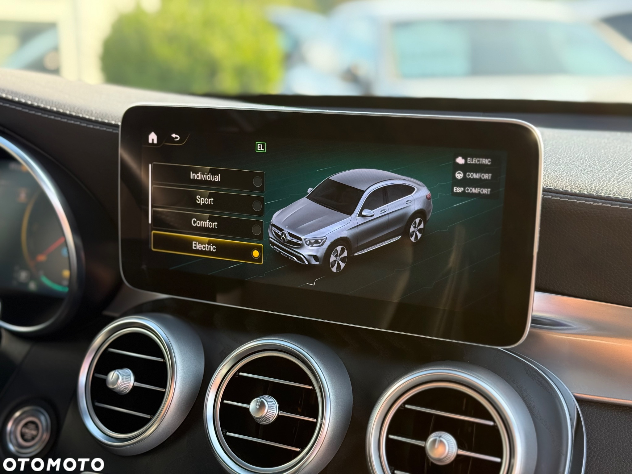 Mercedes-Benz GLC Coupe 300 de 4-Matic Business Edition - 22