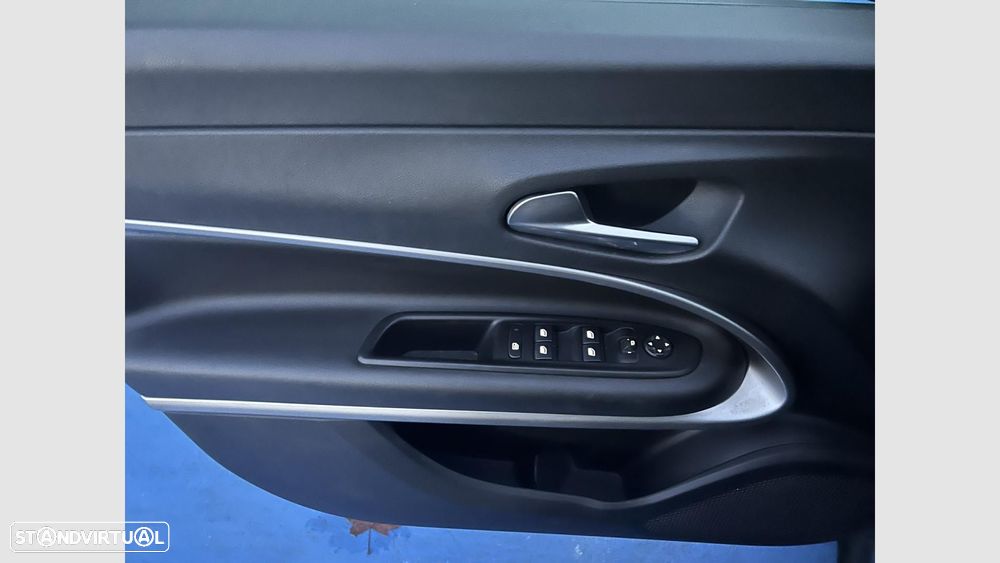 Jeep Avenger 1.2 GSE T3 Altitude - 7