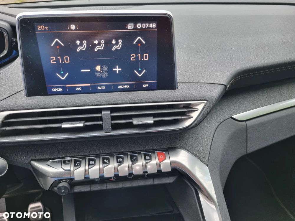 Peugeot 5008 - 25