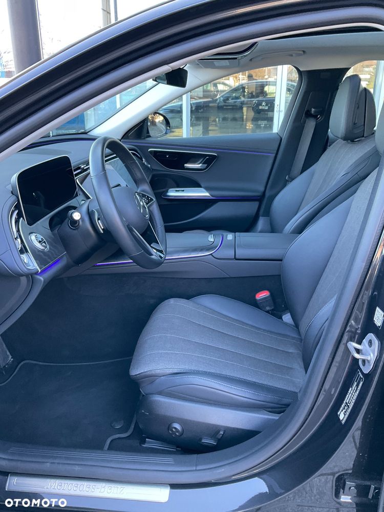 Mercedes-Benz Klasa E 220 d 9G-TRONIC Edition AVANTGARDE - 10