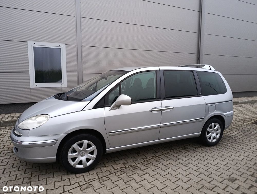 Peugeot 807 HDi 165 Family - 5