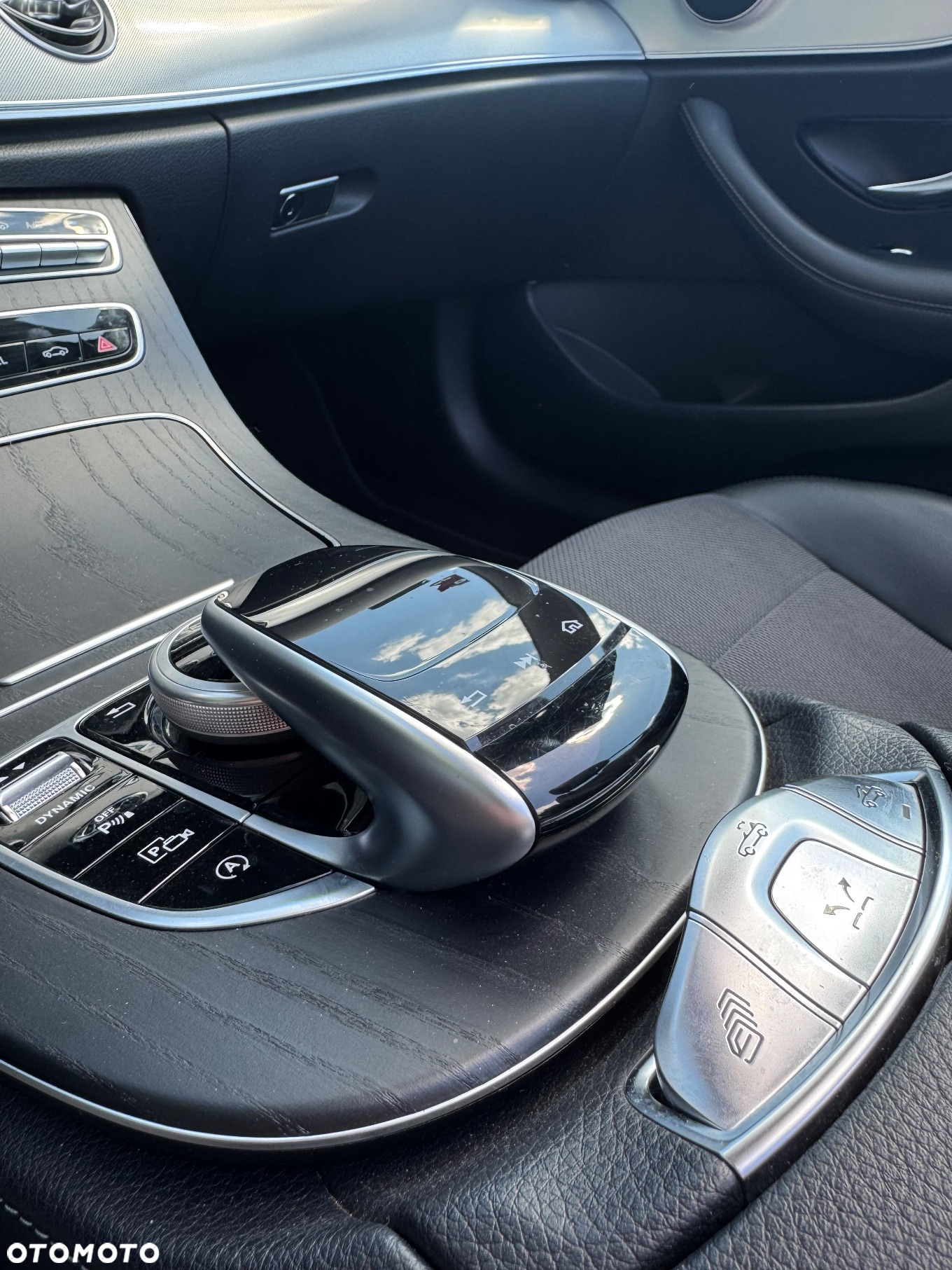 Mercedes-Benz Klasa E 400 Kabriolet 4-Matic 9G-TRONIC - 17