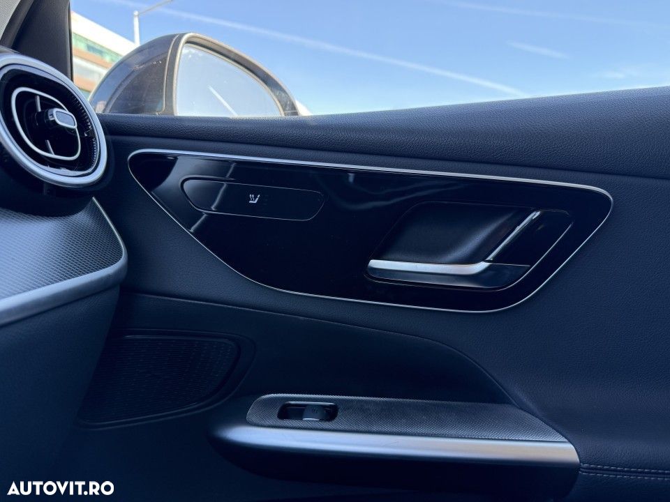 Mercedes-Benz GLC 300 e 4MATIC - 29