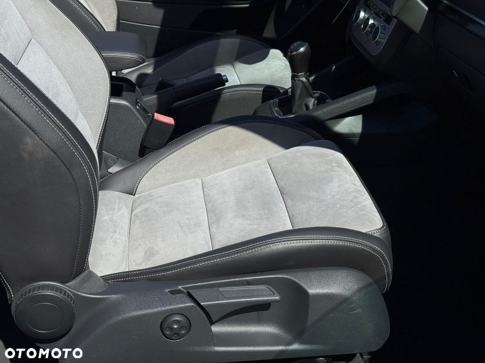 Volkswagen Eos 2.0 TDI DPF BlueMotion Technology Sport & Style - 22