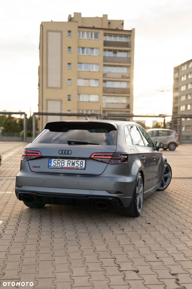 Audi RS3 Sportback - 9