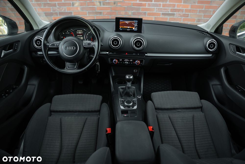 Audi A3 Sportback 2.0 TDI Attraction - 5
