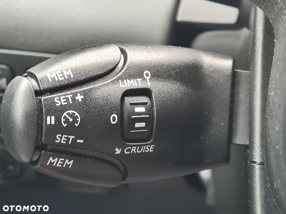 Citroën C3 Aircross 1.2 PureTech Max S&S EAT6 - 25