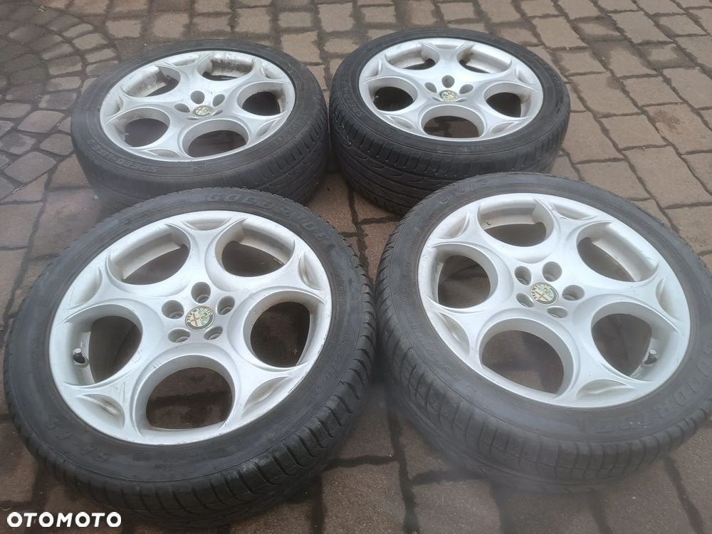 Alfa Romeo GTV koła alufelgi 17" 17 cali felgi aluminiowe 60683315 et35 5x98 7Jx17h2