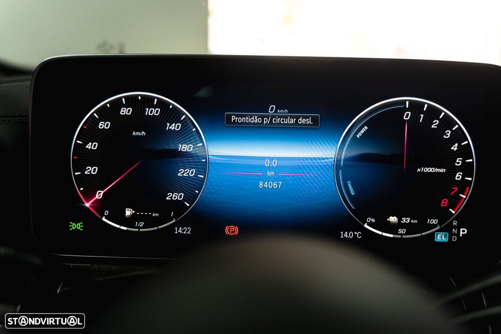 Mercedes-Benz C 300 e T 9G-TRONIC AMG Line - 9