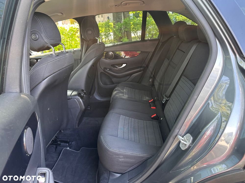 Mercedes-Benz GLC - 7