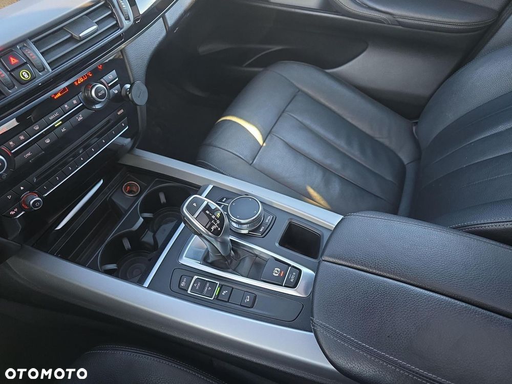 BMW X5 xDrive25d - 15