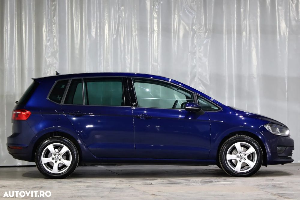 Volkswagen Golf 1.6 TDI Sound - 39