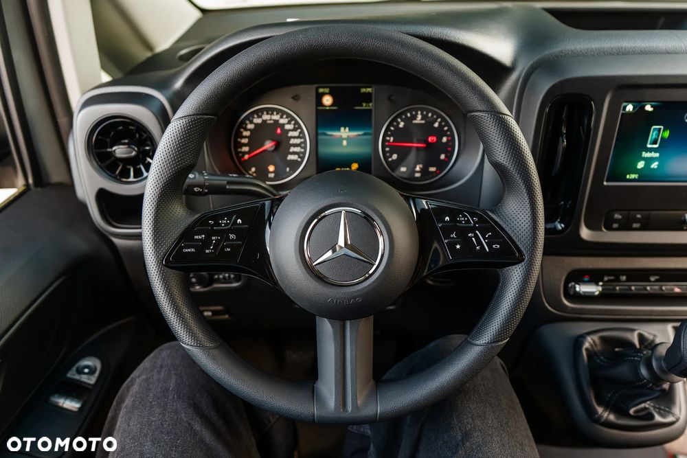 Mercedes-Benz Vito - 15