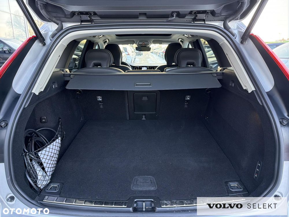Volvo XC 60 - 30