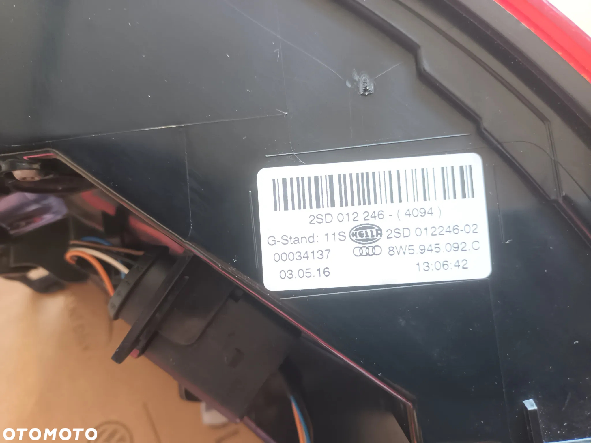 Audi sedan A4 B9 8W kompletny tył klapa lampy zderzak kolor LX5Q 2016 72km drzwi - 31